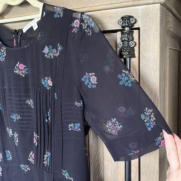 Veronica Beard Braden Papyrus Pintuck Sheer Chiffon Peplum Top size 4 - Picture 7 of 10